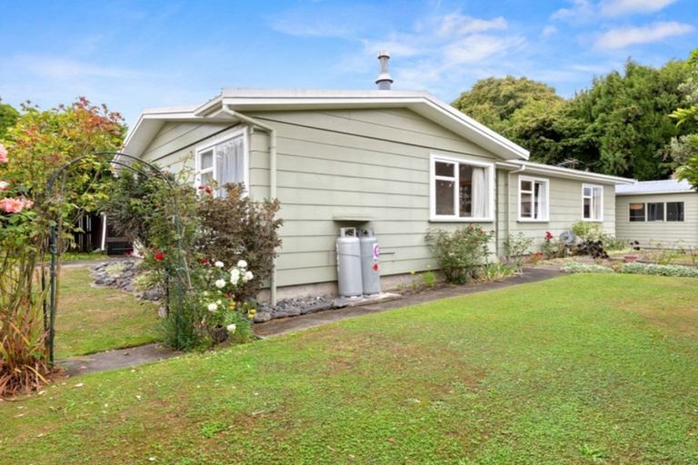 Photo of property in 14 Mcfarlane Place, Springlands, Blenheim, 7201