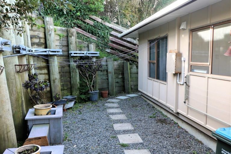 Photo of property in 10 Finn Place, Titahi Bay, Porirua, 5022