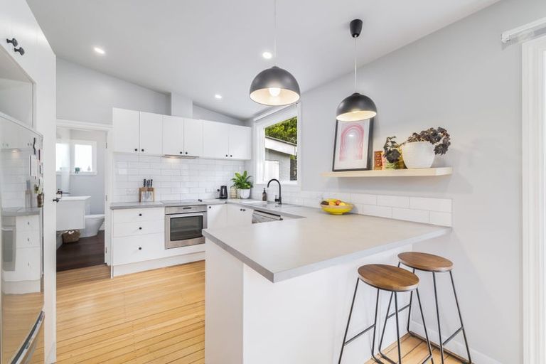 Photo of property in 32 Gibbon Street, Sydenham, Christchurch, 8023