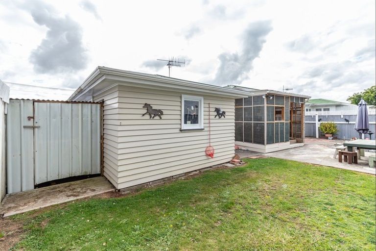 Photo of property in 2 Penny Place, Levin, 5510