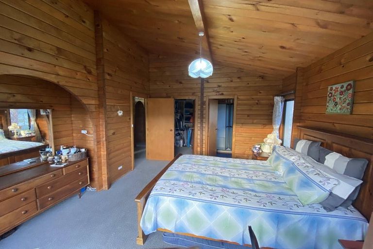 Photo of property in 10 Lagoon Way, West Harbour, Auckland, 0618