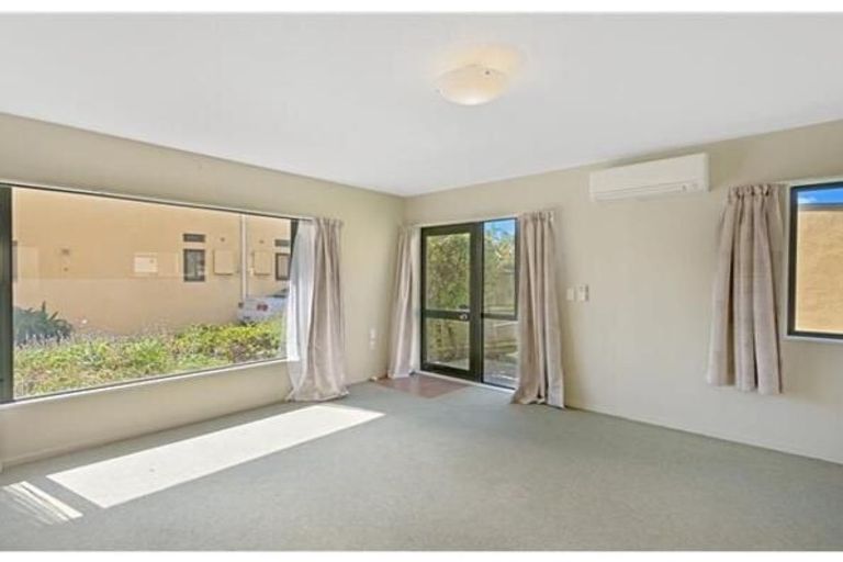 Photo of property in 5/36 Mathesons Road, Phillipstown, Christchurch, 8011