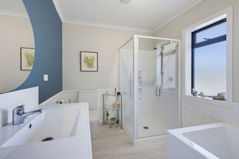 Photo of property in 32 Purnell Street, College Estate, Whanganui, 4500