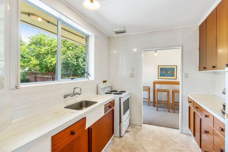 Photo of property in 86 Gray Avenue, Paraparaumu Beach, Paraparaumu, 5032