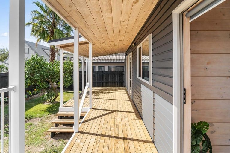 Photo of property in 87b Simpson Road, Papamoa Beach, Papamoa, 3118
