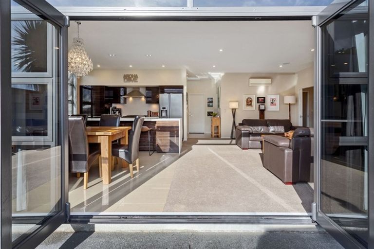 Photo of property in 3 Mokihi Gardens, Hillmorton, Christchurch, 8024