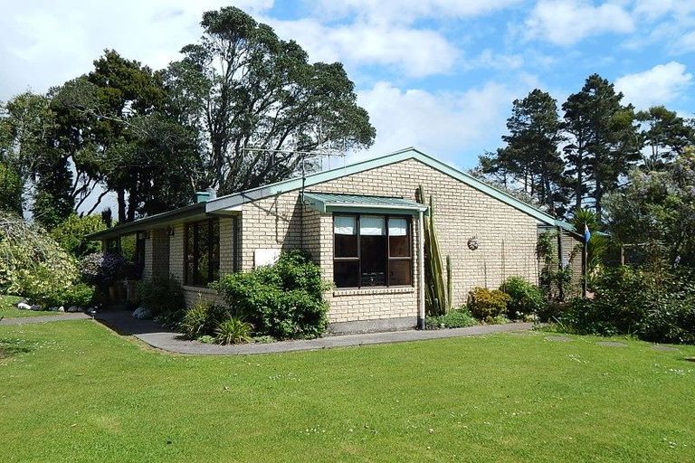 Photo of property in 50 Brunings Road, Carters Beach, Westport, 7892