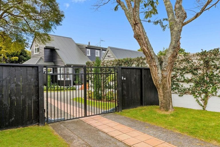 Photo of property in 74 Kings Avenue, Matua, Tauranga, 3110
