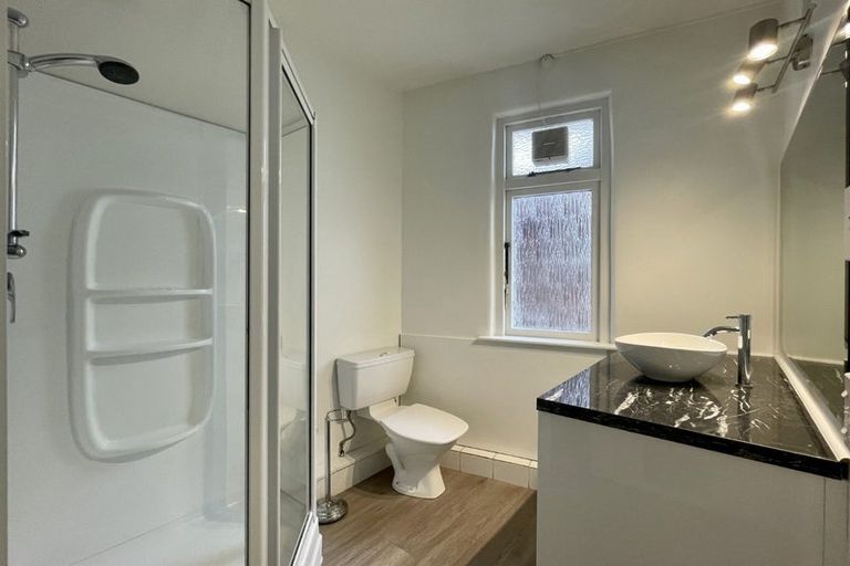 Photo of property in Hobson Flats, 1/1 Hobson Street, Pipitea, Wellington, 6011