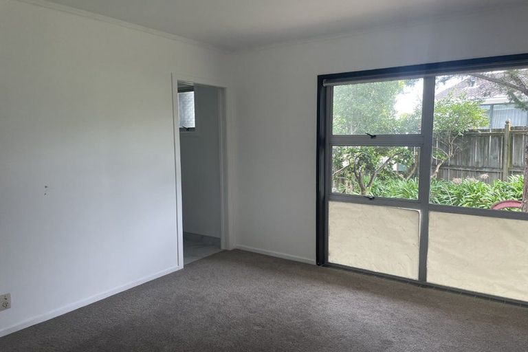 Photo of property in 198 Clovelly Road, Bucklands Beach, Auckland, 2012