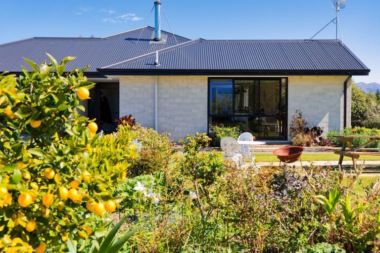 Photo of property in 871 Inland Kaikoura Road, Inland Road, Kaikoura, 7373