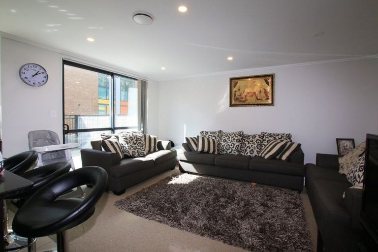 Photo of property in 11/182 Flat Bush School Road, Flat Bush, Auckland, 2019