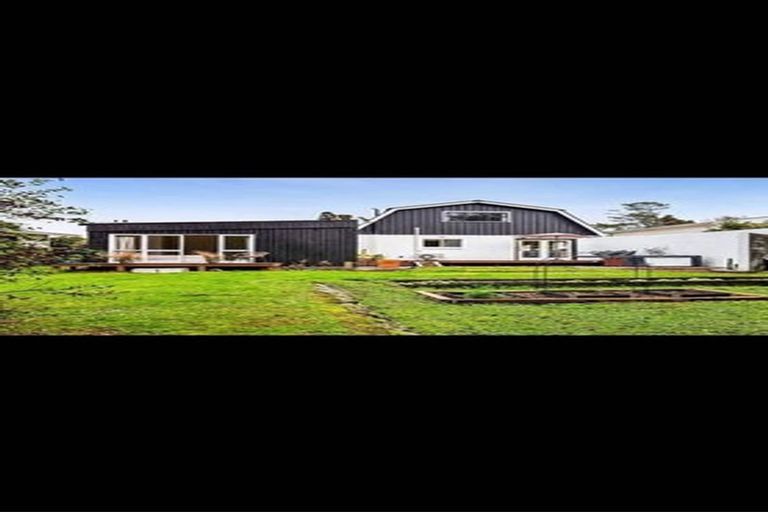 Photo of property in 5 Totara Terrace, Inglewood, 4330