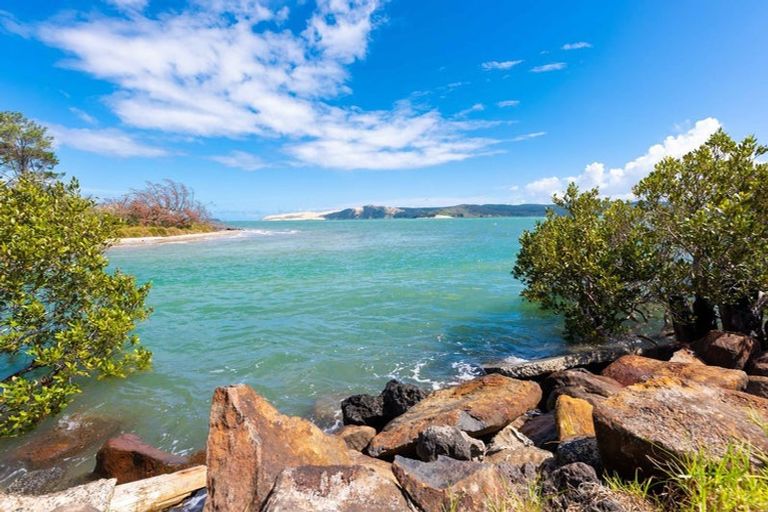 Photo of property in 22 Koutu Beach Road, Opononi, Kaikohe, 0473