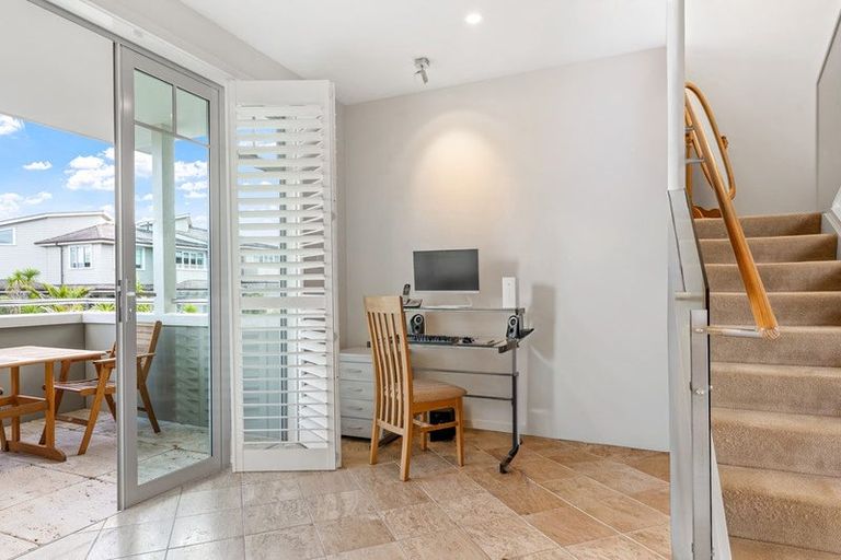 Photo of property in 19 Little Compton Mews, Snells Beach, 0920