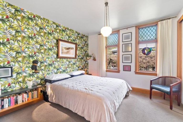 Photo of property in 216 Geraldine Street, Edgeware, Christchurch, 8013