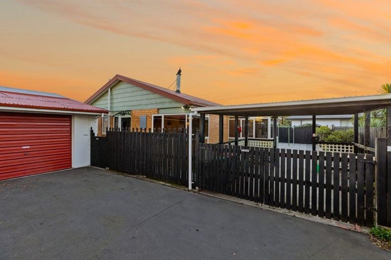Photo of property in 2/31 Charlesworth Street, Woolston, Christchurch, 8023