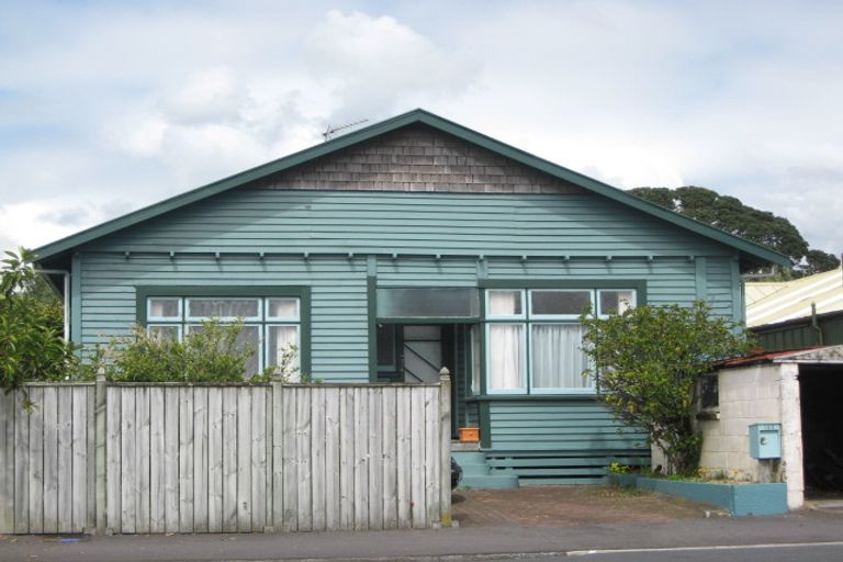 Photo of property in 193 Saint Aubyn Street, New Plymouth, 4310