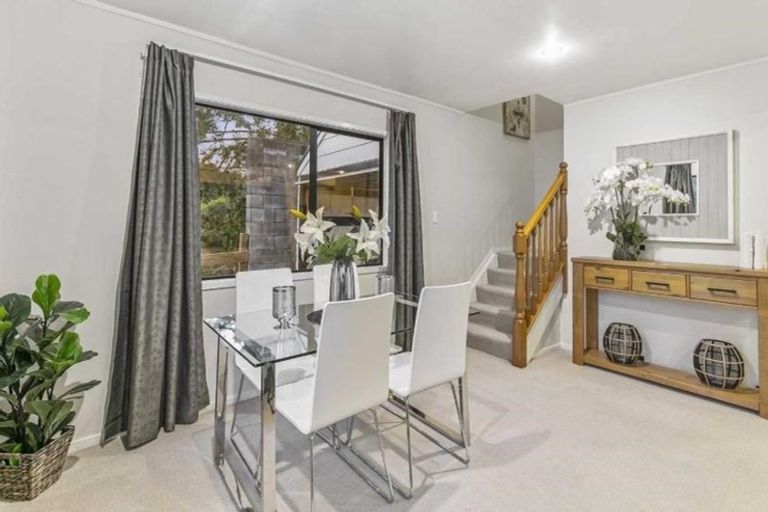 Photo of property in 52b Aroha Avenue, Sandringham, Auckland, 1025