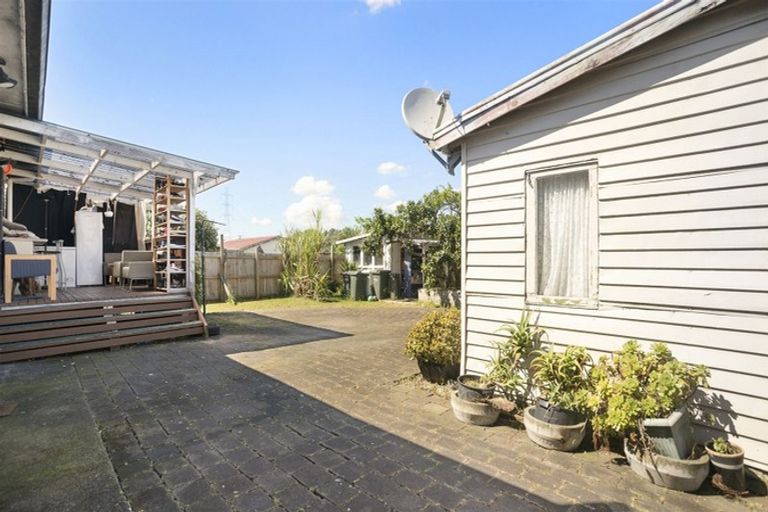 Photo of property in 14 Fisher Crescent, Otara, Auckland, 2023