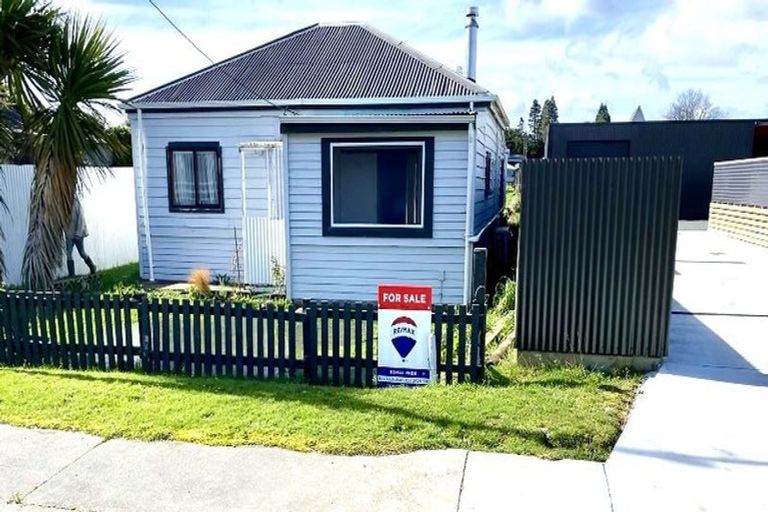 Photo of property in 4 Clifford Street, Clinton, 9534