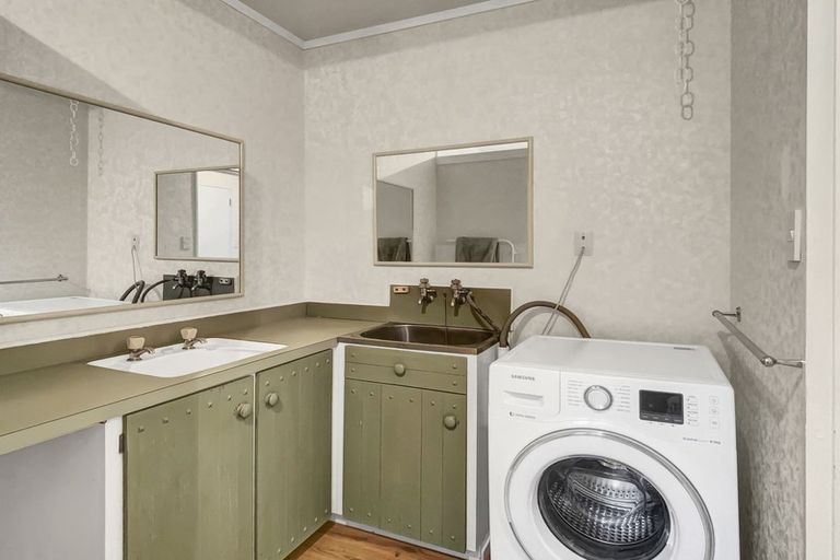 Photo of property in 49a Old Onerahi Road, Onerahi, Whangarei, 0110