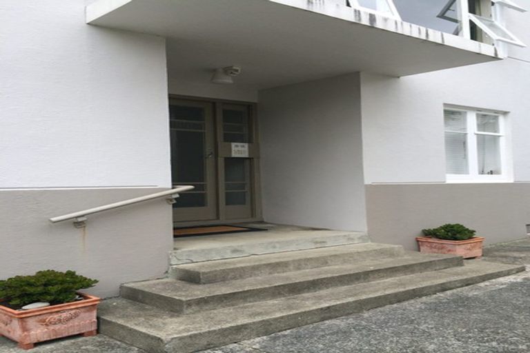 Photo of property in 5/6 Armour Avenue, Mount Victoria, Wellington, 6011