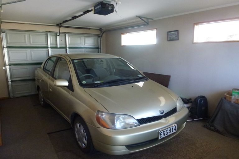 Photo of property in 50c Bantry Street, Alexandra, 9320