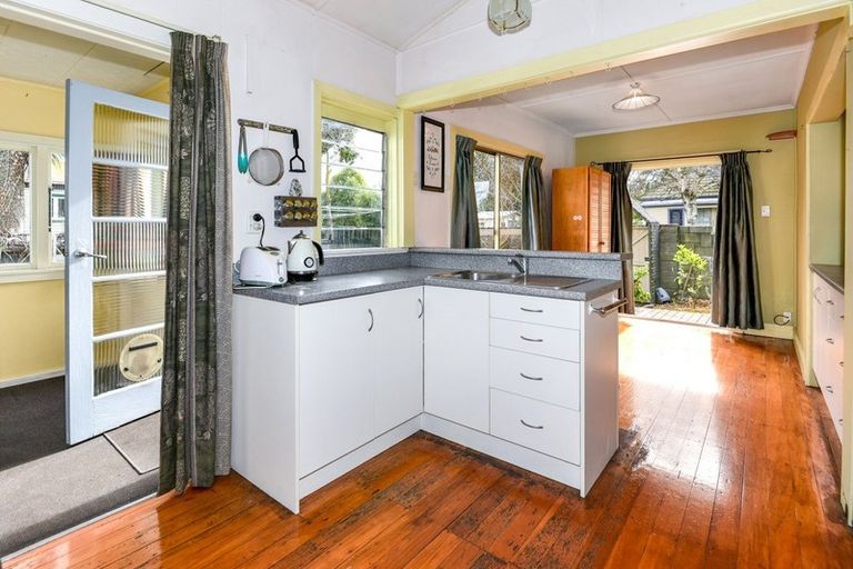 Photo of property in 315 Wilsons Road, Waltham, Christchurch, 8023