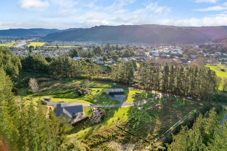 Photo of property in 20c Stroma Way, Timberlea, Upper Hutt, 5018