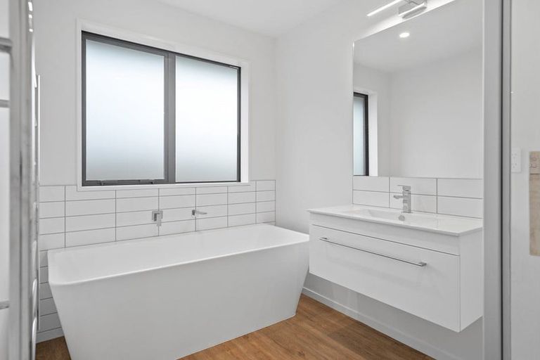 Photo of property in 27 Lovelock Avenue, Rolleston, 7615