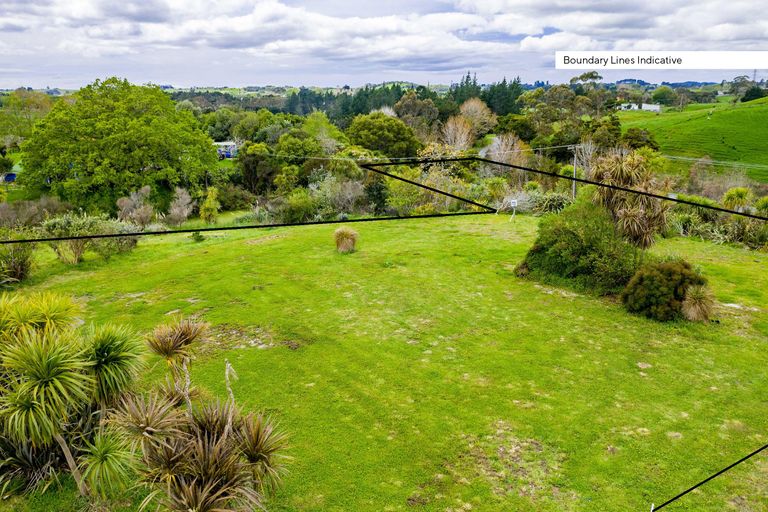 Photo of property in 126 Oneriri Road, Kaiwaka, 0573