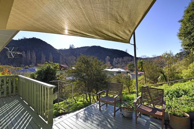 Photo of property in 18 Mill Street, Maitai, Nelson, 7010