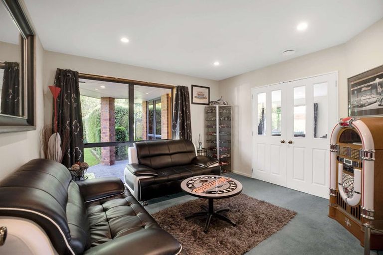 Photo of property in 36 Taranaki Drive, Woodend, 7610