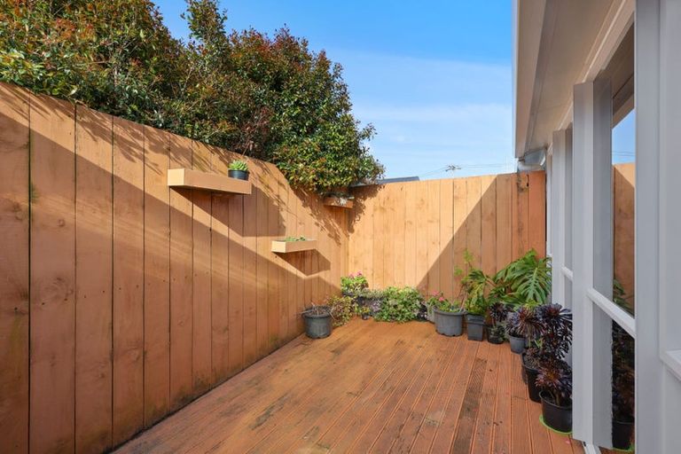 Photo of property in 20b Dale Crescent, Pakuranga, Auckland, 2010