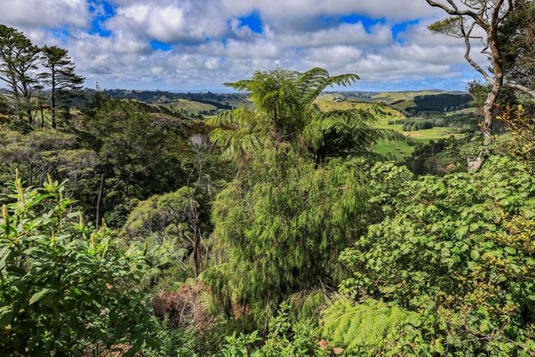 Photo of property in 419 Kemp Road, Awhitu, 2684