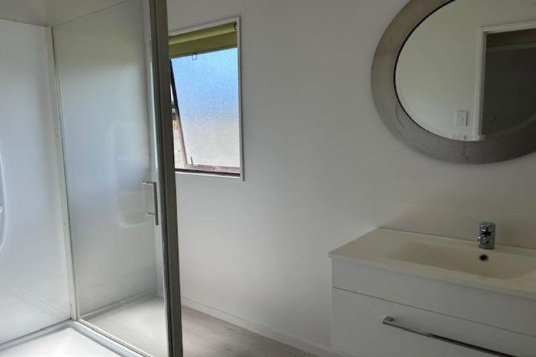 Photo of property in 10 Jane Gifford Place, Omaha, 0986