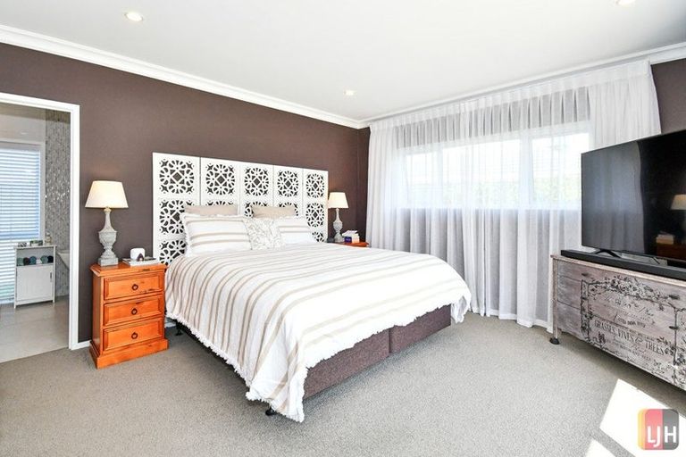 Photo of property in 3 Lees Cove, Karaka, Papakura, 2113