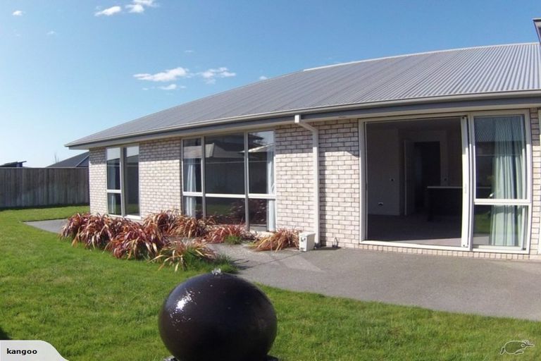 Photo of property in 19 Whakatipu Street, Pegasus, 7612