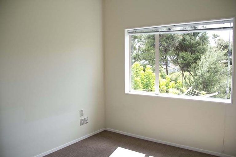 Photo of property in 11 Springvale Drive, Fairview Heights, Auckland, 0632