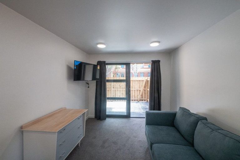 Photo of property in 1/287 Castle Street, Dunedin Central, Dunedin, 9016