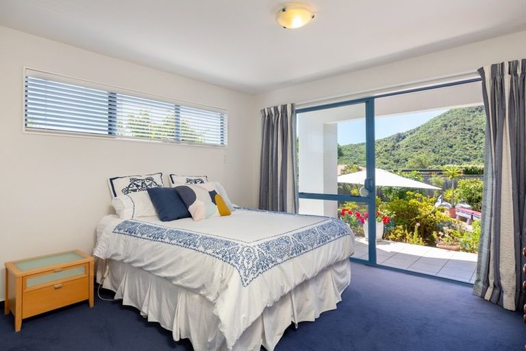 Photo of property in 12 Ranui Street, Waikawa, Picton, 7220