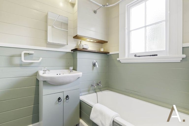 Photo of property in 19 Crown Road, Paerata, Pukekohe, 2676