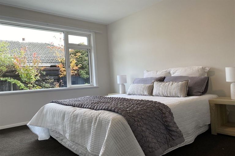 Photo of property in 9 Mappleton Avenue, Burnside, Christchurch, 8053