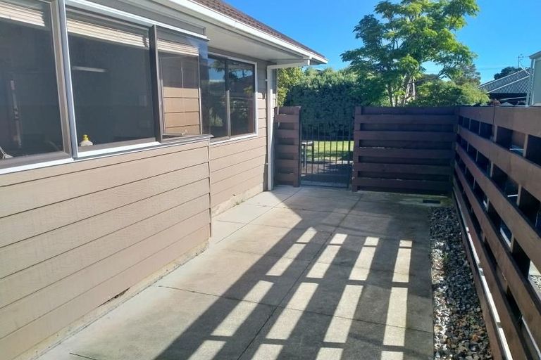 Photo of property in 99a Atawhai Road, Fitzherbert, Palmerston North, 4410