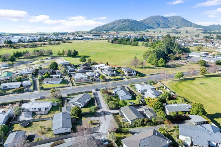 Photo of property in 17 Kiddle Drive, Hilltop, Taupo, 3330