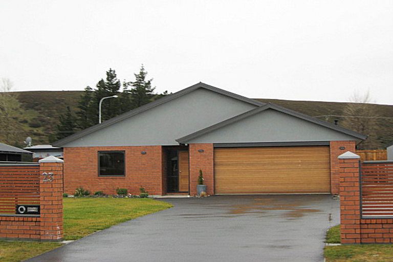 Photo of property in 23 Albert Drive, Clyde, 9330