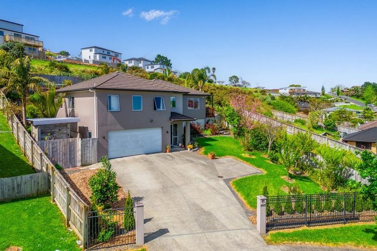 Photo of property in 36 Cape Vista Crescent, Pukekohe, 2120