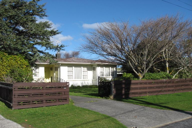 Photo of property in 4 Halifax Street, Wainuiomata, Lower Hutt, 5014