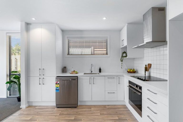 Photo of property in 31 Dewar Street, Lake Hayes, Queenstown, 9304